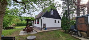 Chata Pinie, Ivančice